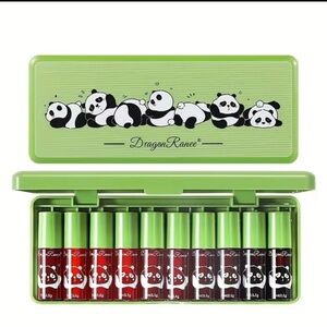 Panda Lip Gloss/Lip Stain Set in Green Case